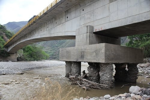 puente socavado